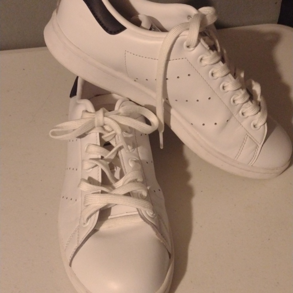 ADIDAS Stan Smith White Sneakers  size 7